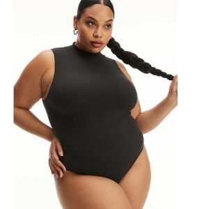 Good American Black Bodysuit